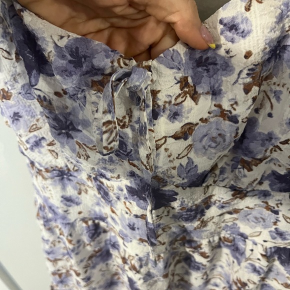 Floral Print Dress with Ruffle Sleeves - Picture 2 of 6